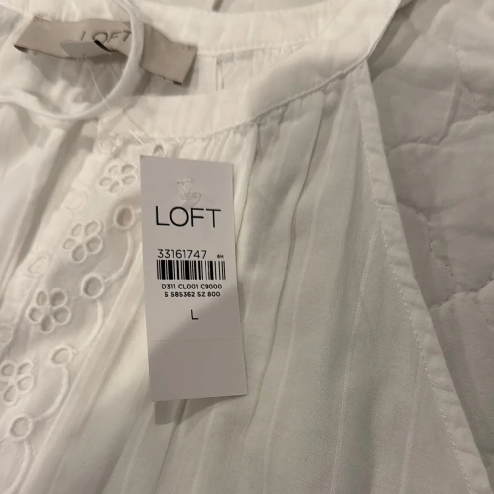 LOFT Women's White Sleeveless Top - Picture 2 of 8